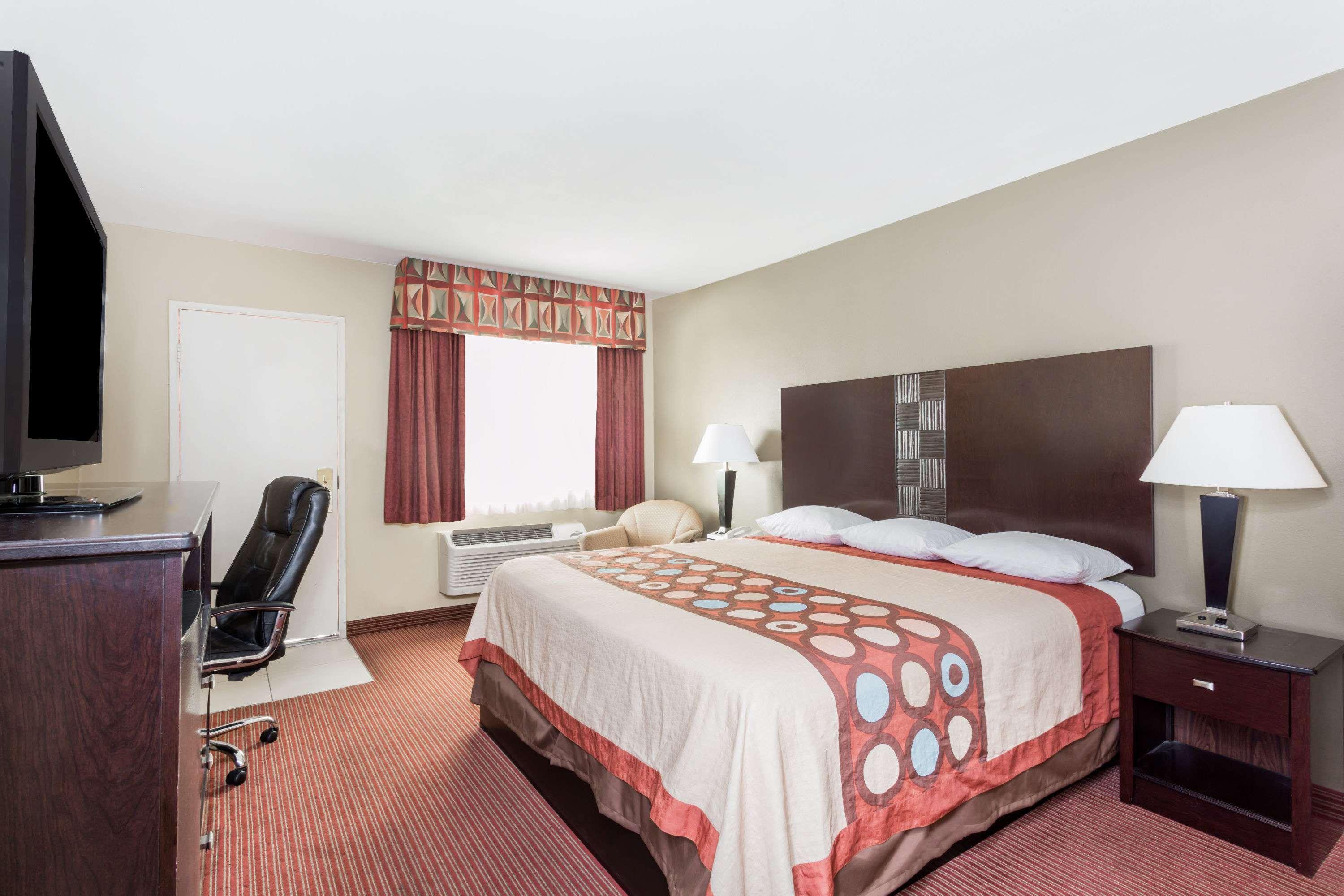 Super 8 By Wyndham Phoenix Downtown Екстер'єр фото