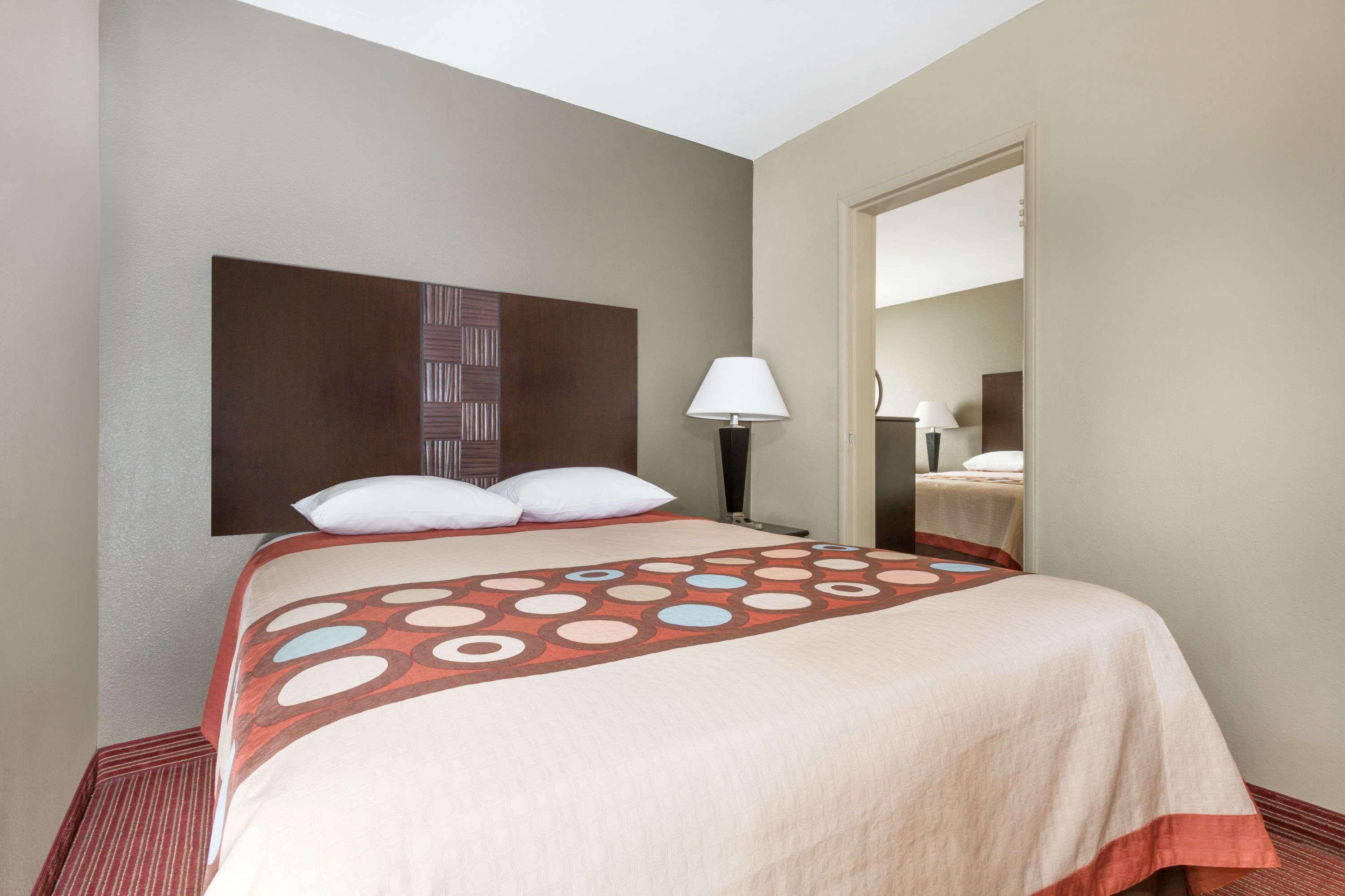 Super 8 By Wyndham Phoenix Downtown Екстер'єр фото